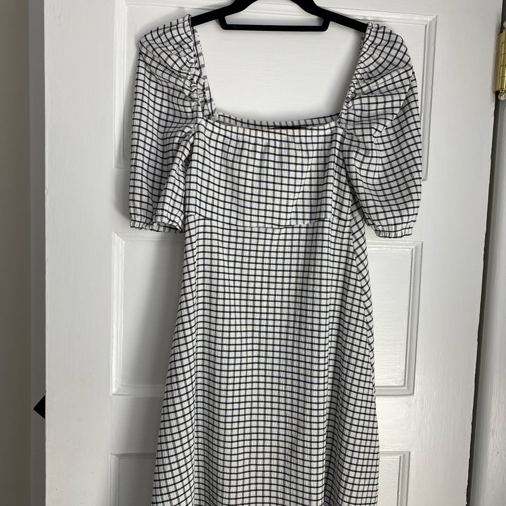 Zara Black/White Gingham Print Chunky Sleve Mini Dress